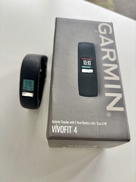 Garmin vivifit 4