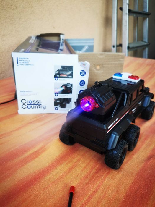 Masinuta Off Road SUV de politie cu telecomanda acumulator NOS