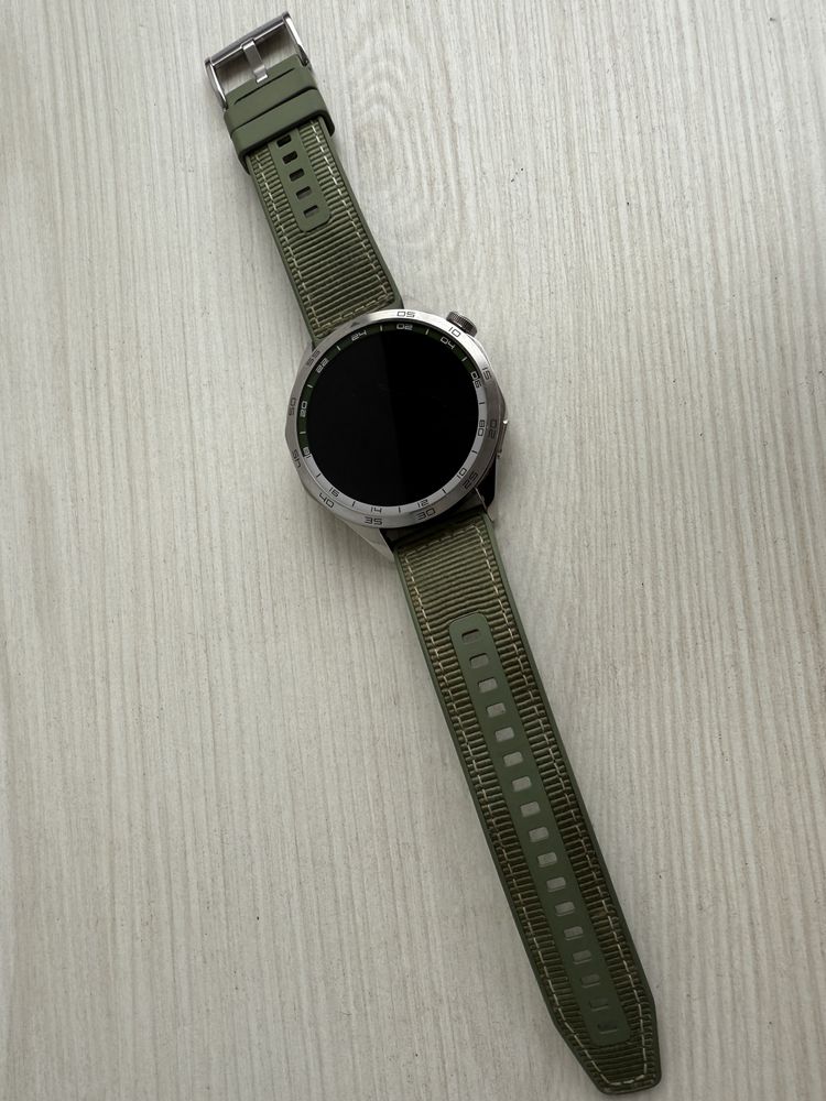 Huawei Watch GT 4 + подарък оригинална синя каишка