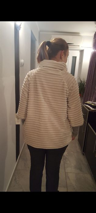 Jacheta din blana sintetica