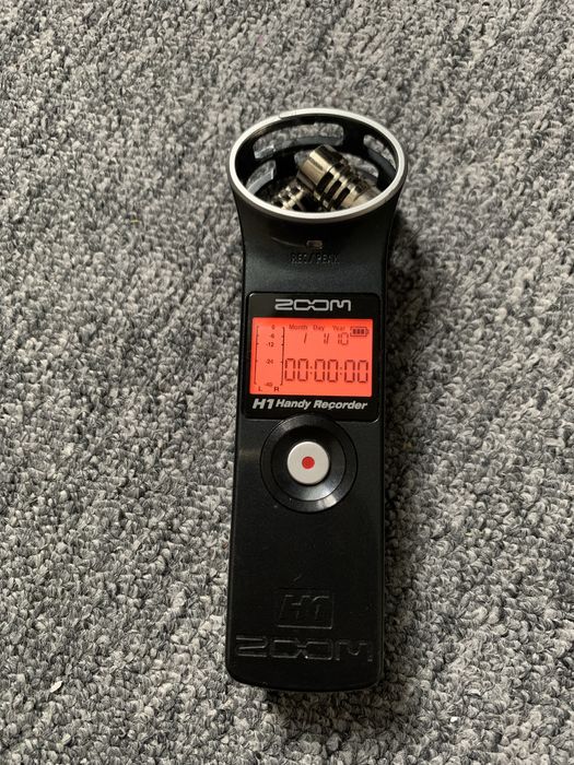 Reportofon digital recorder ZOOM H1 cu card SD 2GB