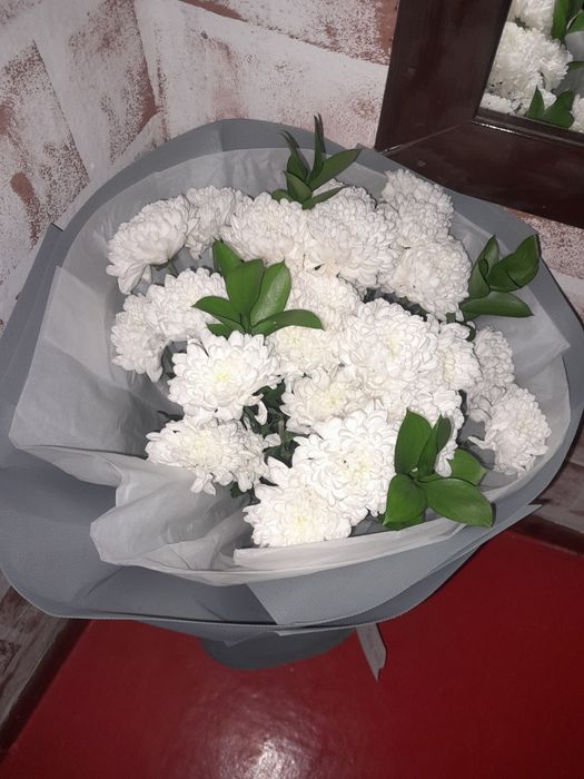 Ақ хризантема(гүл)