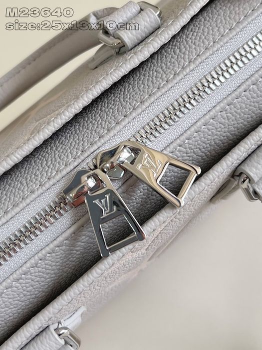 Geanta Louis Vuitton East West 25cm gri, tip Premium