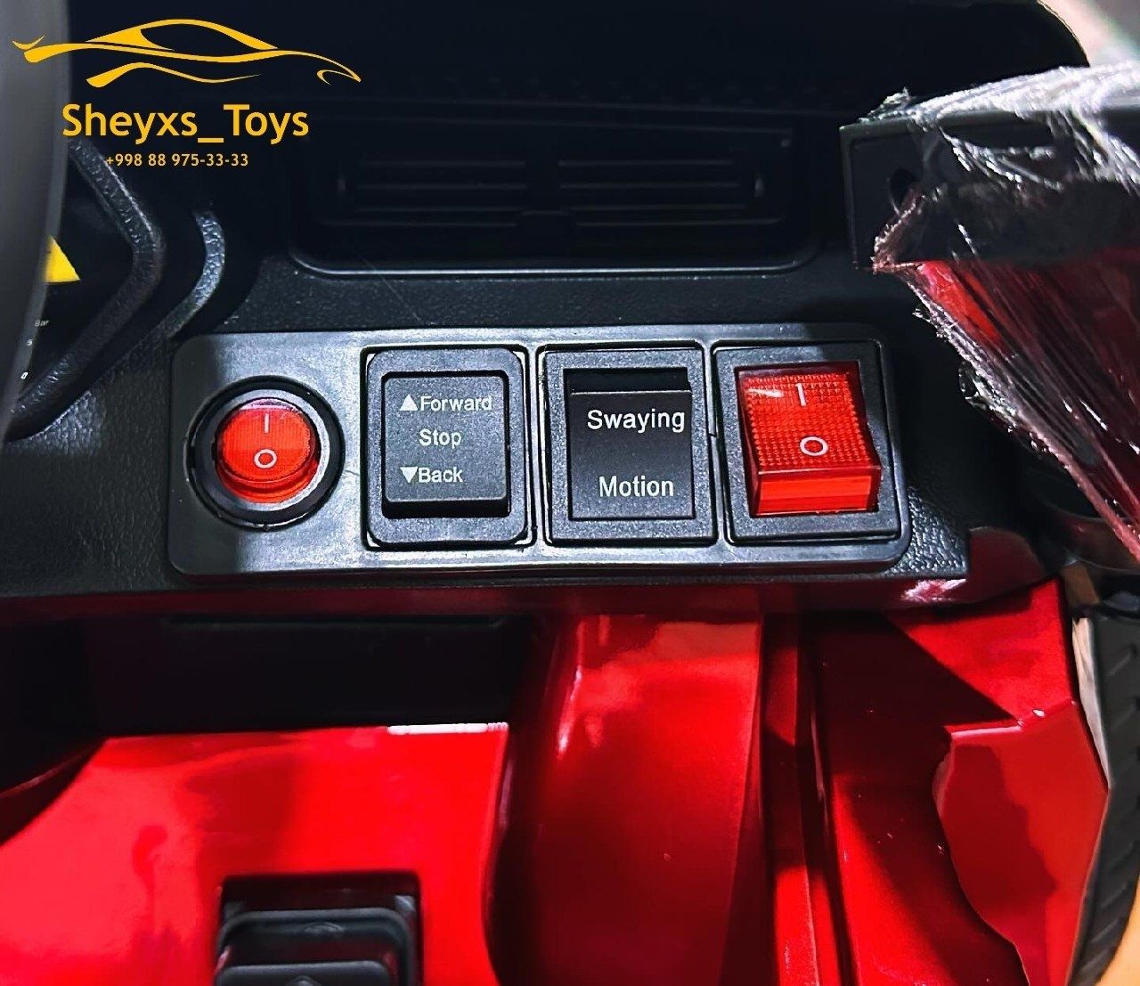 Икки у́риндикли Lamborghini Sеan электромобили