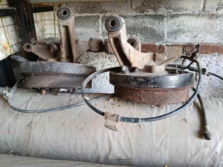 Тайота 30 2003 задни барабаны тормозной 2