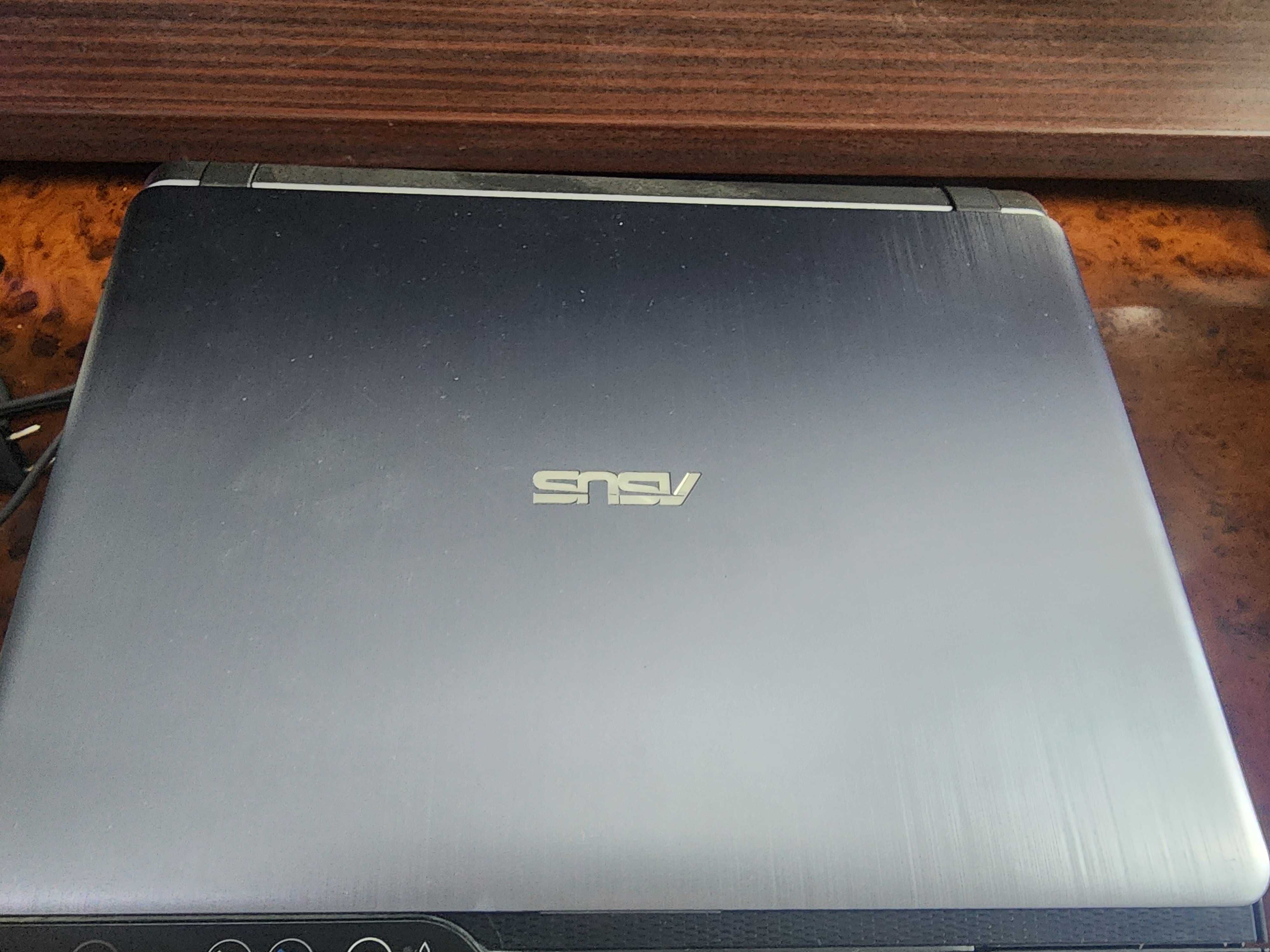 Ноутбук Asus. Модель X507U