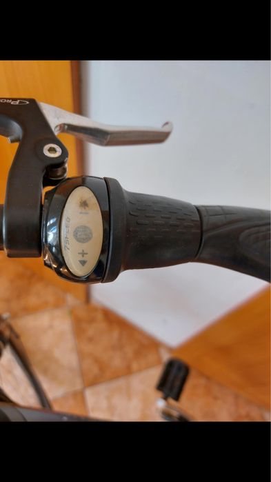 Bicicletă pegasus solero cu viteze in butuc