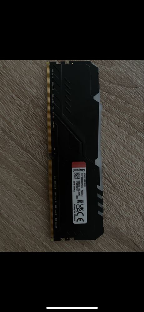 RAM Памет Kingston FURY Beast RGB, 16GB