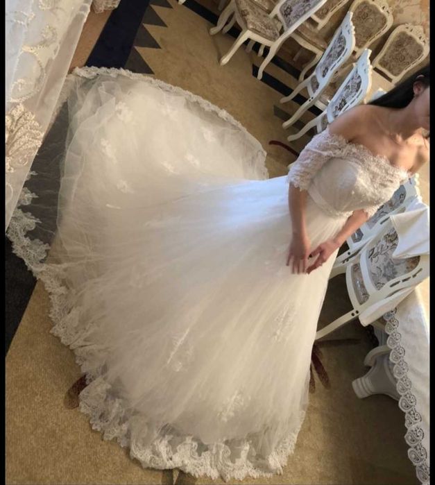 Свадебное платье