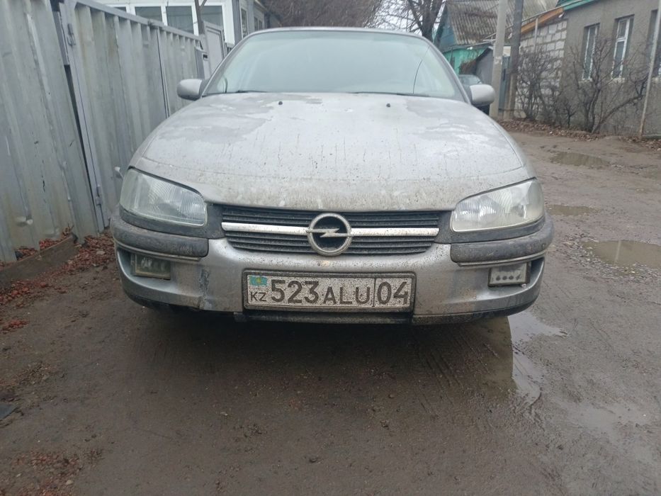 Срочно продам Опель омега б