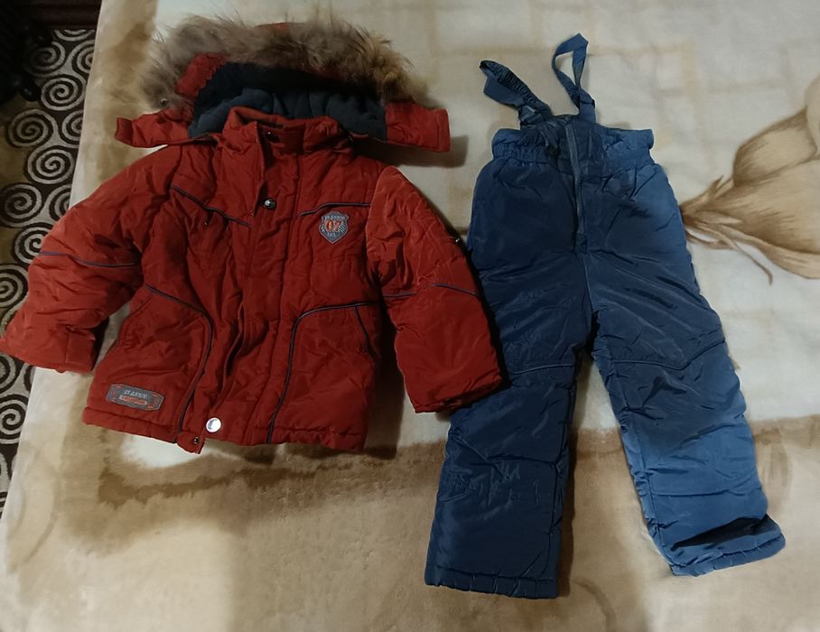 Детский зимний комбинезон на 1,5-3 года.