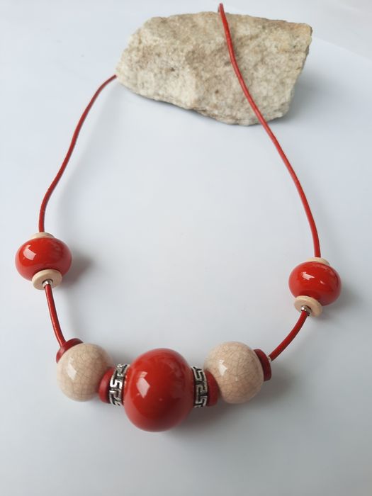 Колиета ръчна изработка