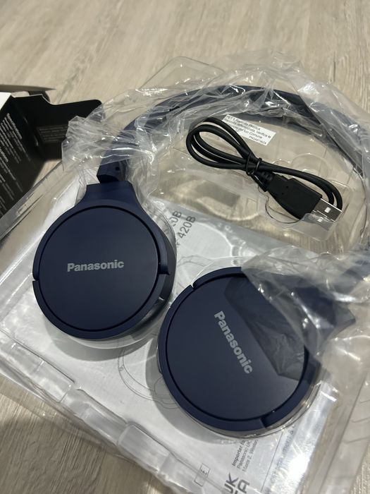 Căști Panasonic WIRELESS Bluetooth noi
