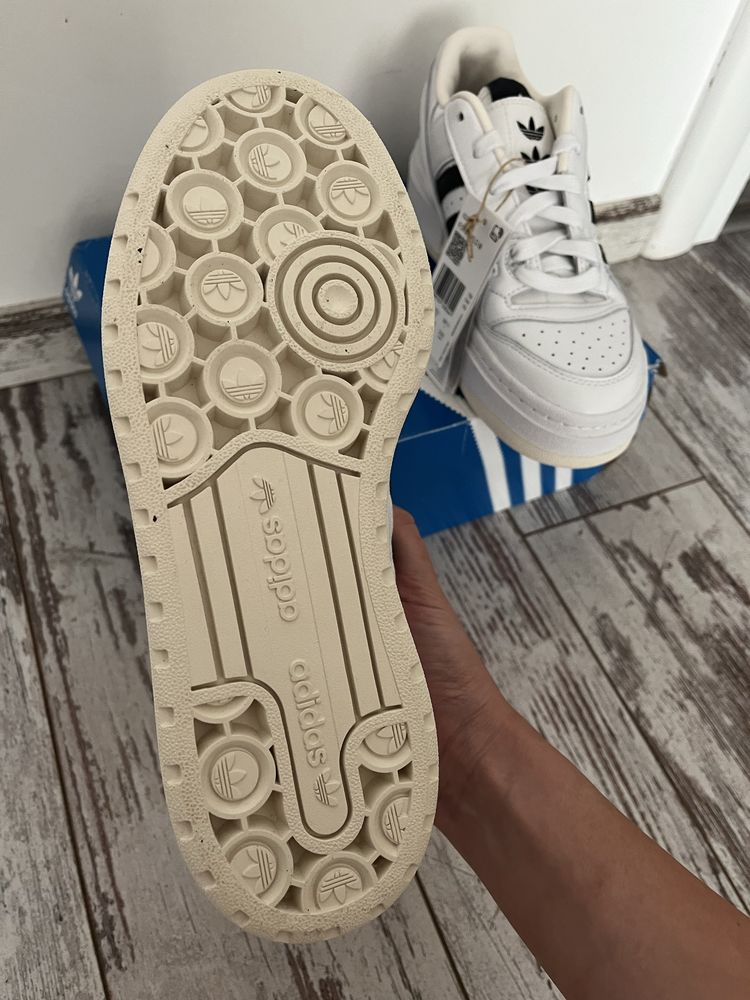 Adidas Forum XLG