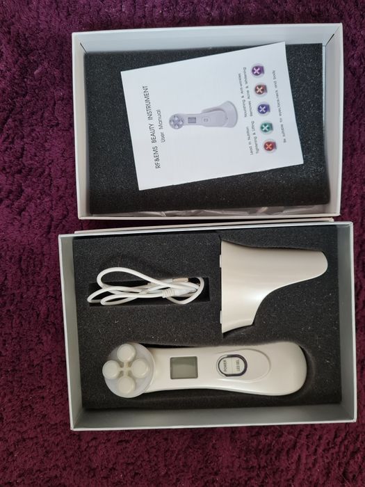 Aparat pentru intinerirea pielii 5 in 1 Horigen™ Photon Skin