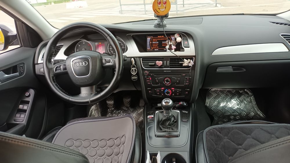 Vând Audi A4 din 2011