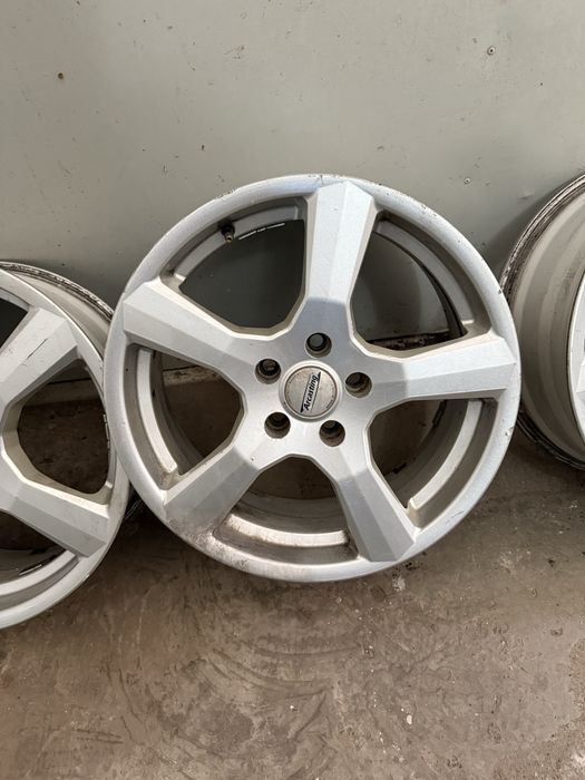 Set 4 jante aliaj R17