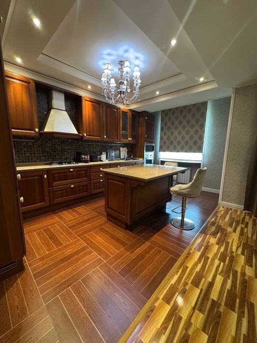 Продается 5ти ком квартира, ЖК Gabus, ор-р: Ц-7 Яккачинар, 214 м²