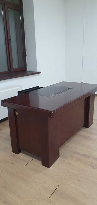 Продам стол 6000тг