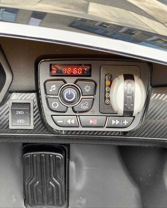 Детский электромобиль : Новинка  Lamborghini Veneno