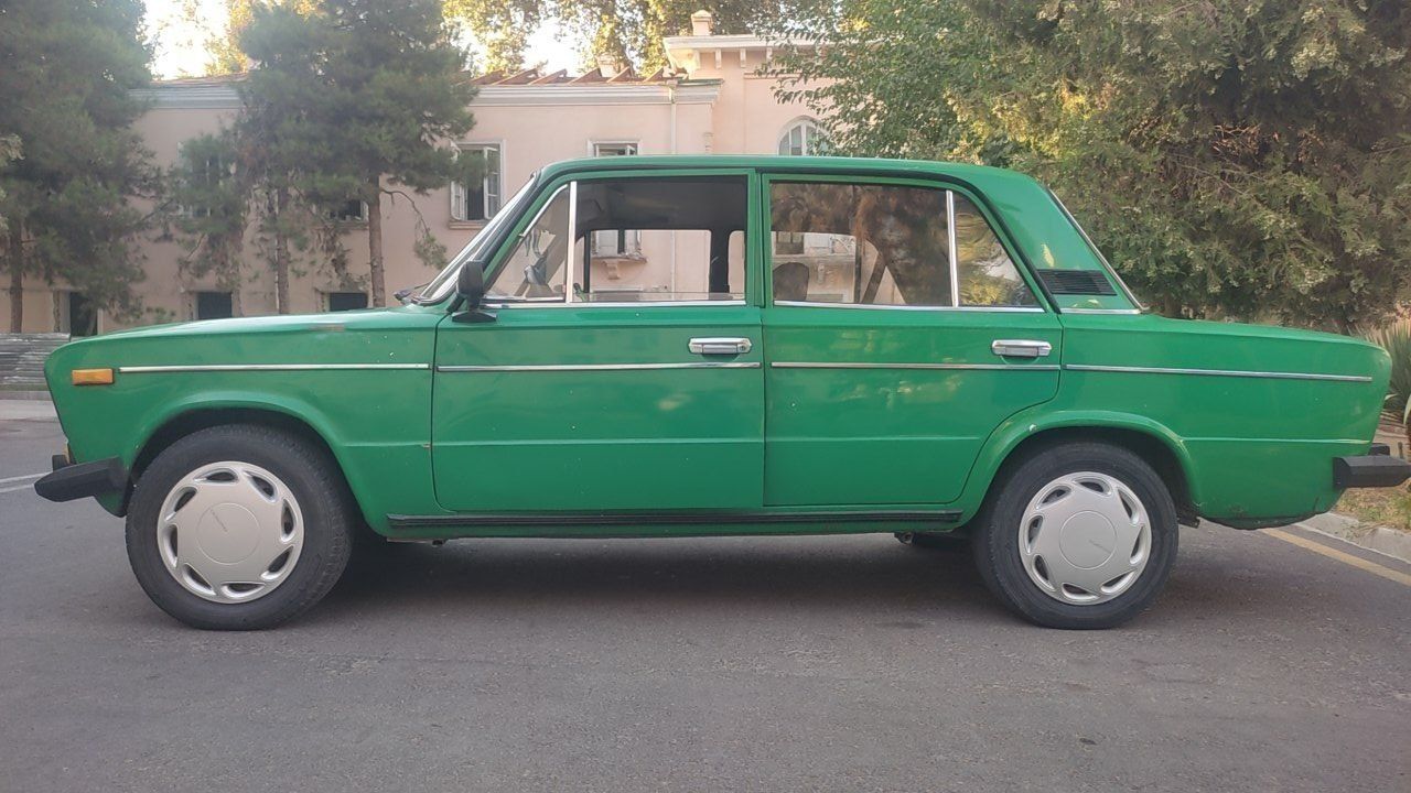 Ваз жигули  Ранги яшил.