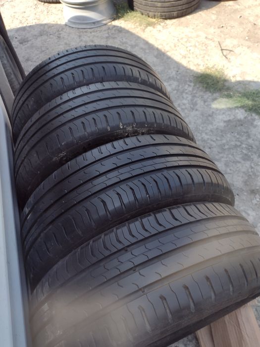 Перфектни 4бр.185/55/15 Continental dot0319
