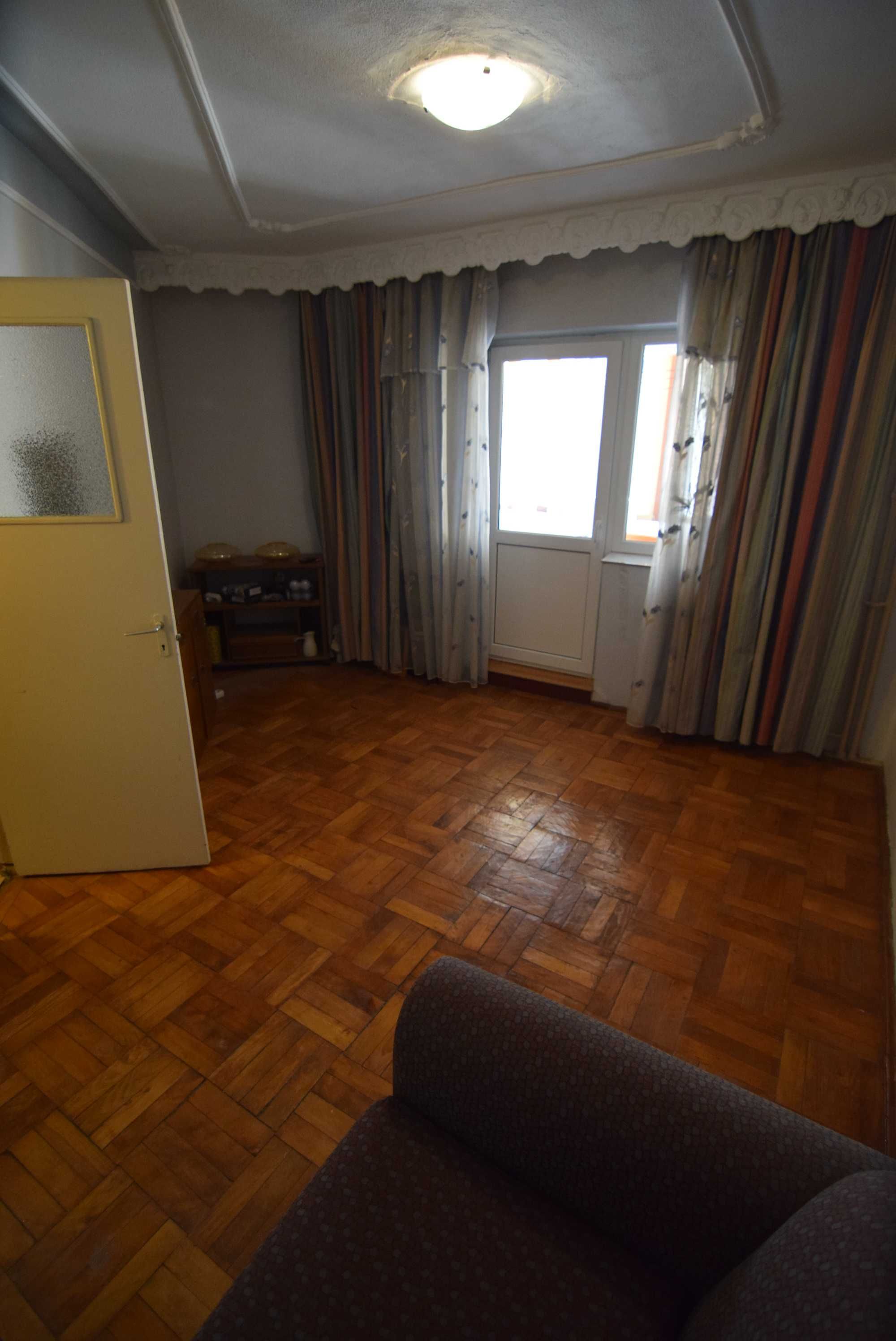 proprietar,4cam,et1,90mp cons.,beton'85, Frumoasa Lidl Continental