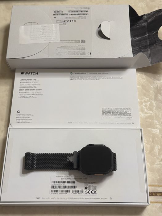 Apple Watch Ultra 2, GPS, Cellular, Carcasa Black Titanium 49mm