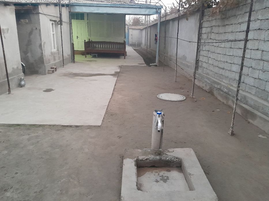 Уй сотилади 8 сотих