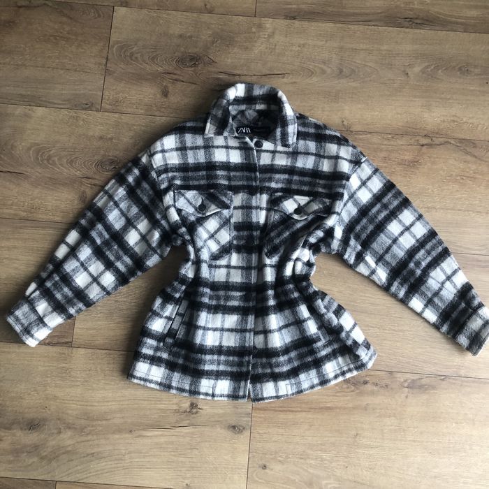 Zara връхна риза