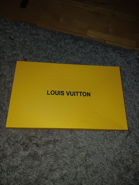 LV Зимна шапка черна