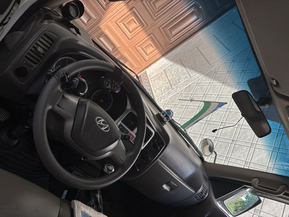 Hyundai porter 2
