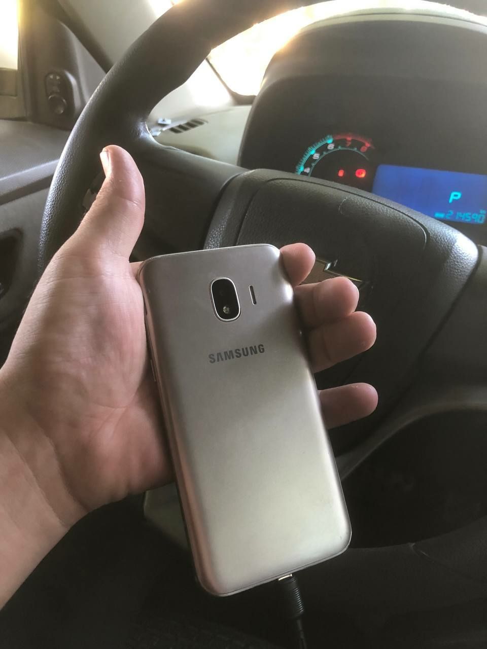Samsung j2 pro +j1.6 hamasini ocadi