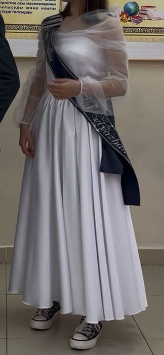 Вечернее платье для любого праздника.