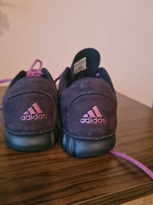 Оригинални маратонки за спорт Adidas