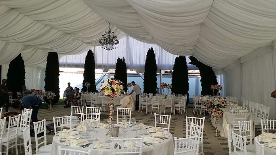 Vand cort de nunta evenimente profesional din aluminiu 52 euro/mp