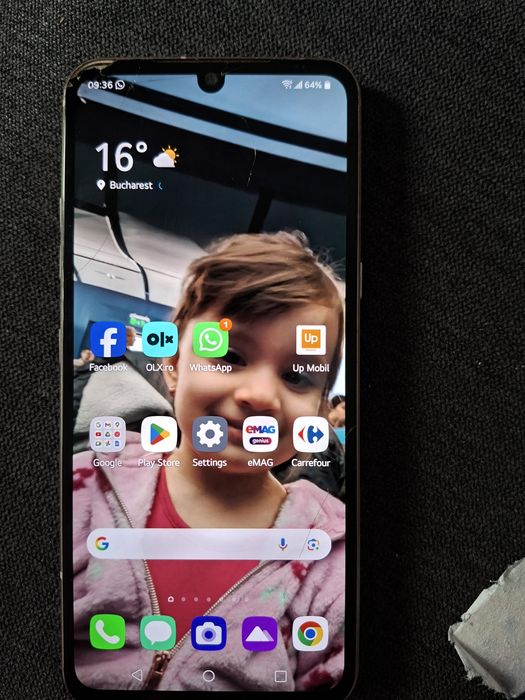 LG v60 stică ecran crăpată