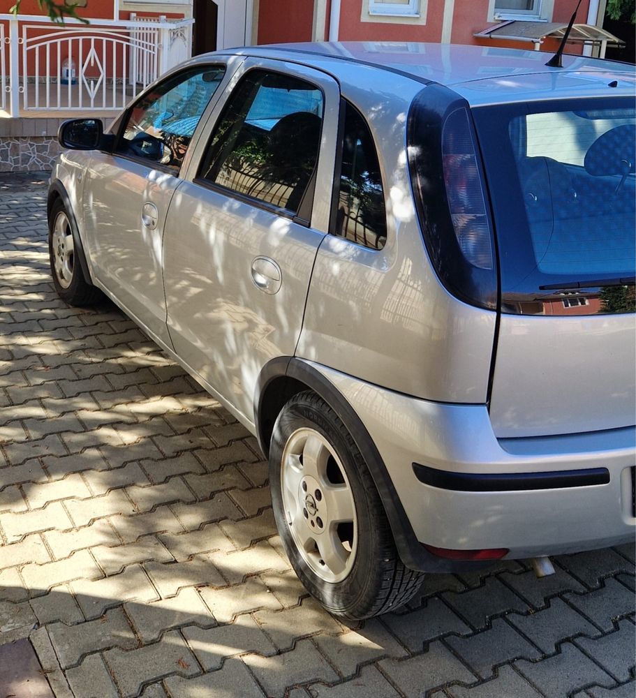 Vand Opel Corsa.