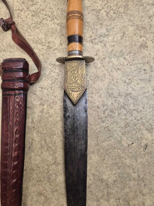Pumnal vintage african tuareg berber