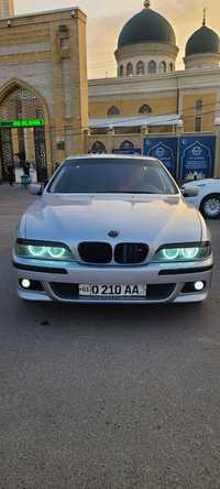 BMW E39 Sotiladi 1996  yil