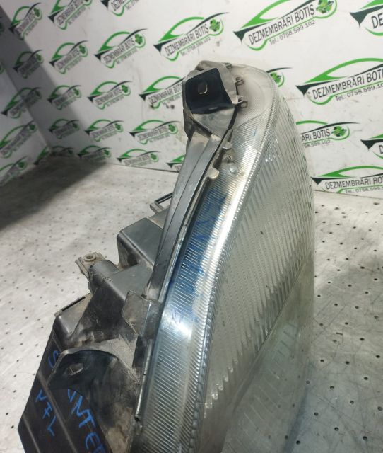 Far stanga 247 381 00 Mercedes-Benz Sprinter a 2-a generatie 906