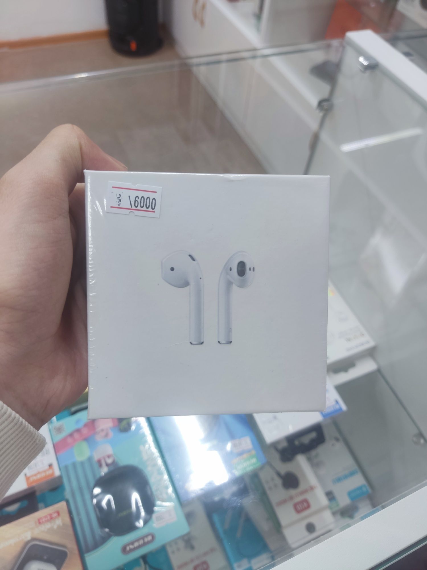 Продаём air pods цена 6000тг