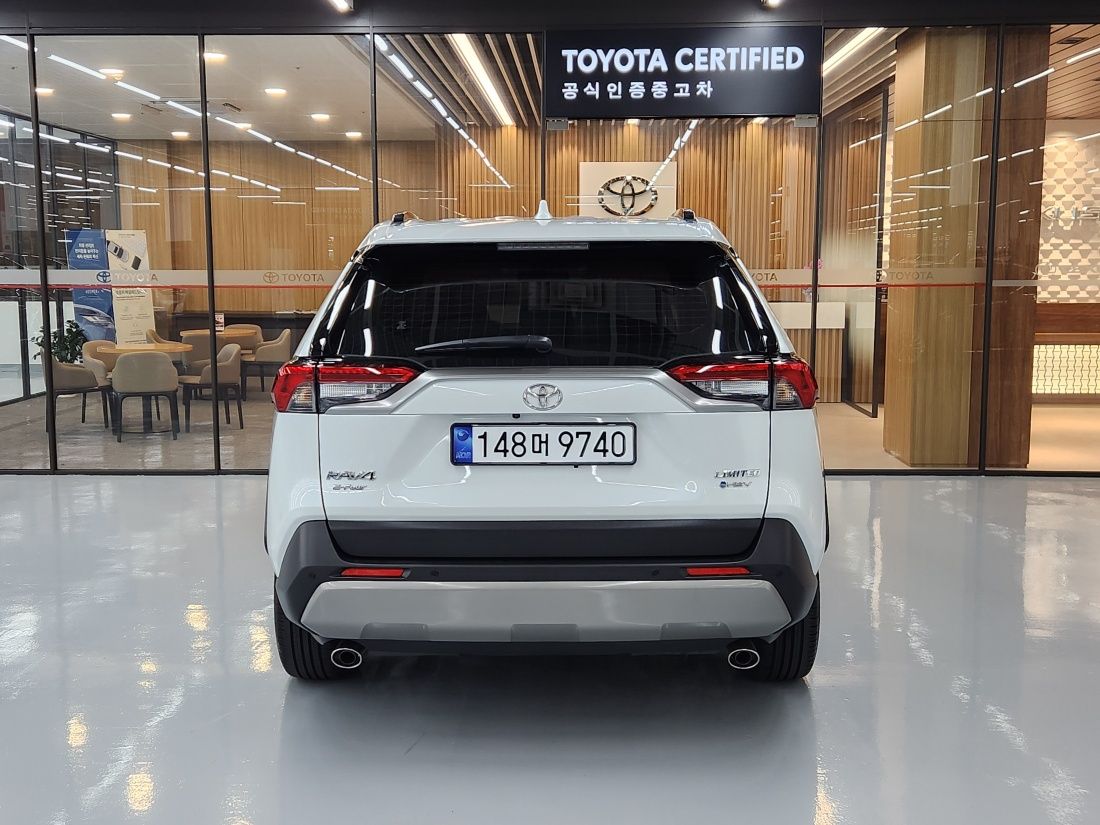 Toyota RAV4 2.5 Hybrid 4WD LTD 2025