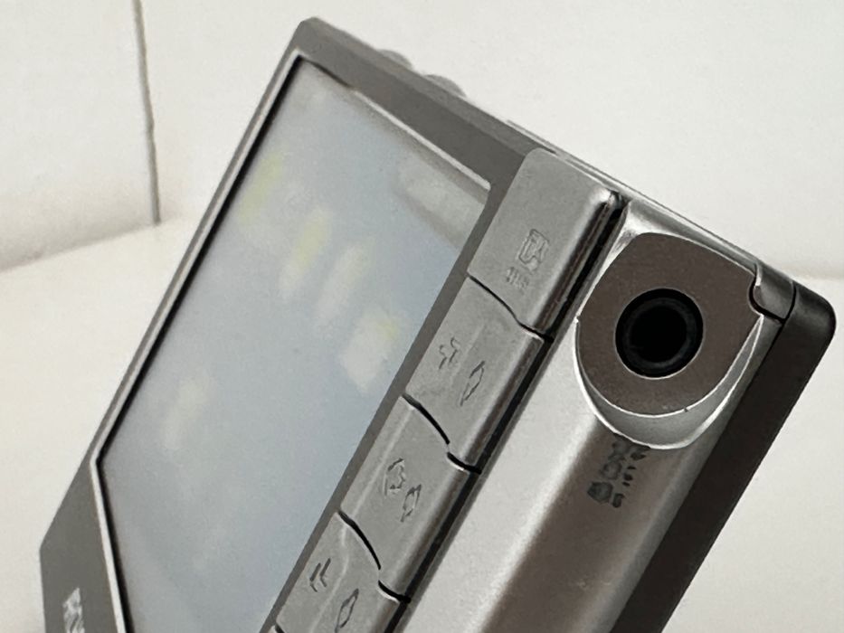 Archos 604 WiFi media player