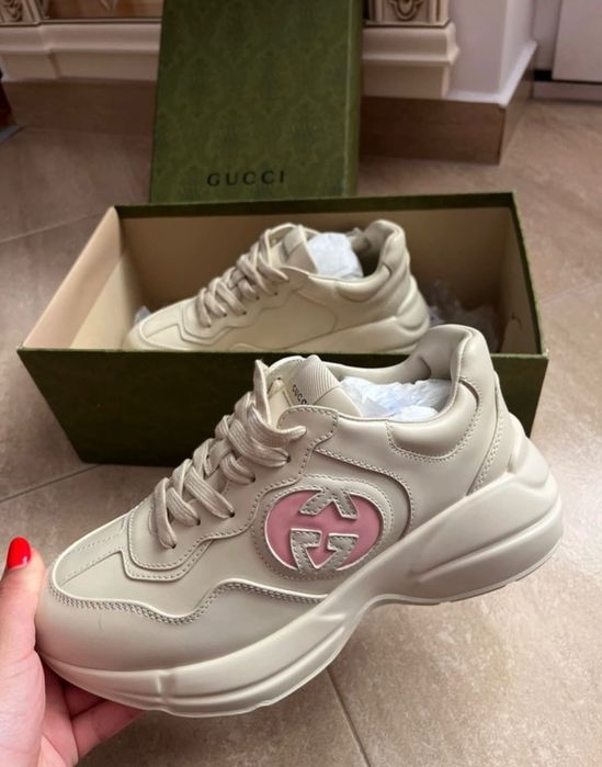 Adidasi Gucci crem