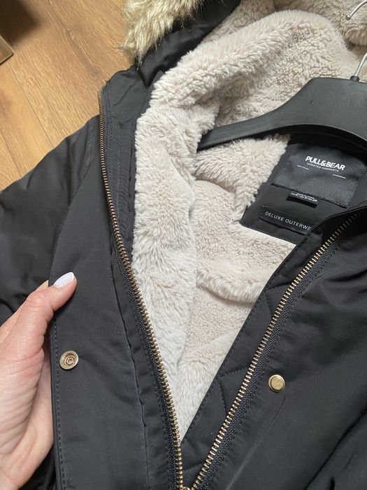 Дамско Черно зимно яке парка Pull&bear