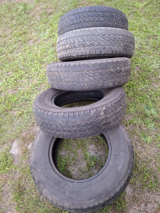 Anvelope iarna 225/75R16C