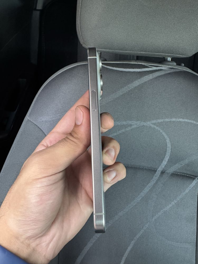 Iphone 15 pro max 256gb 86%
