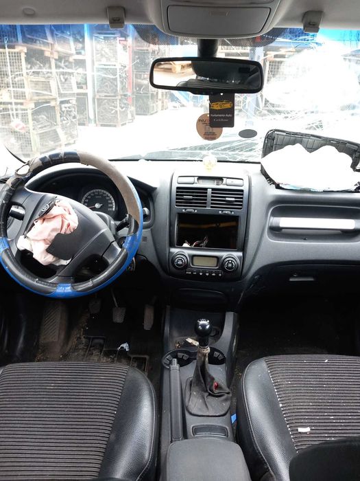 Kia SPORTAGE  2.0/2005 Dezmembrez/Dezmembram