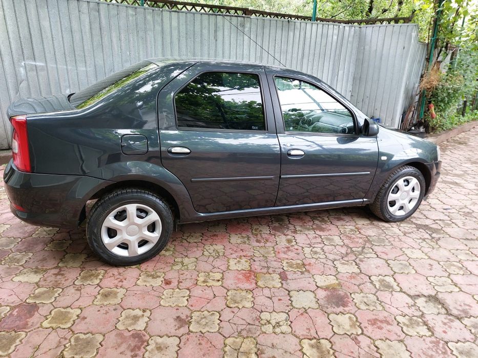 Logan an 2011 euro5 ,16MPI KM 95 MII 90 caii
